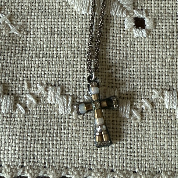 Vintage Ayala Bar Cross Necklace. Beautiful Necklace RARE. - Picture 3 of 16